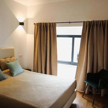 Pate'O Hostel & Suites Ovar Bagian luar foto