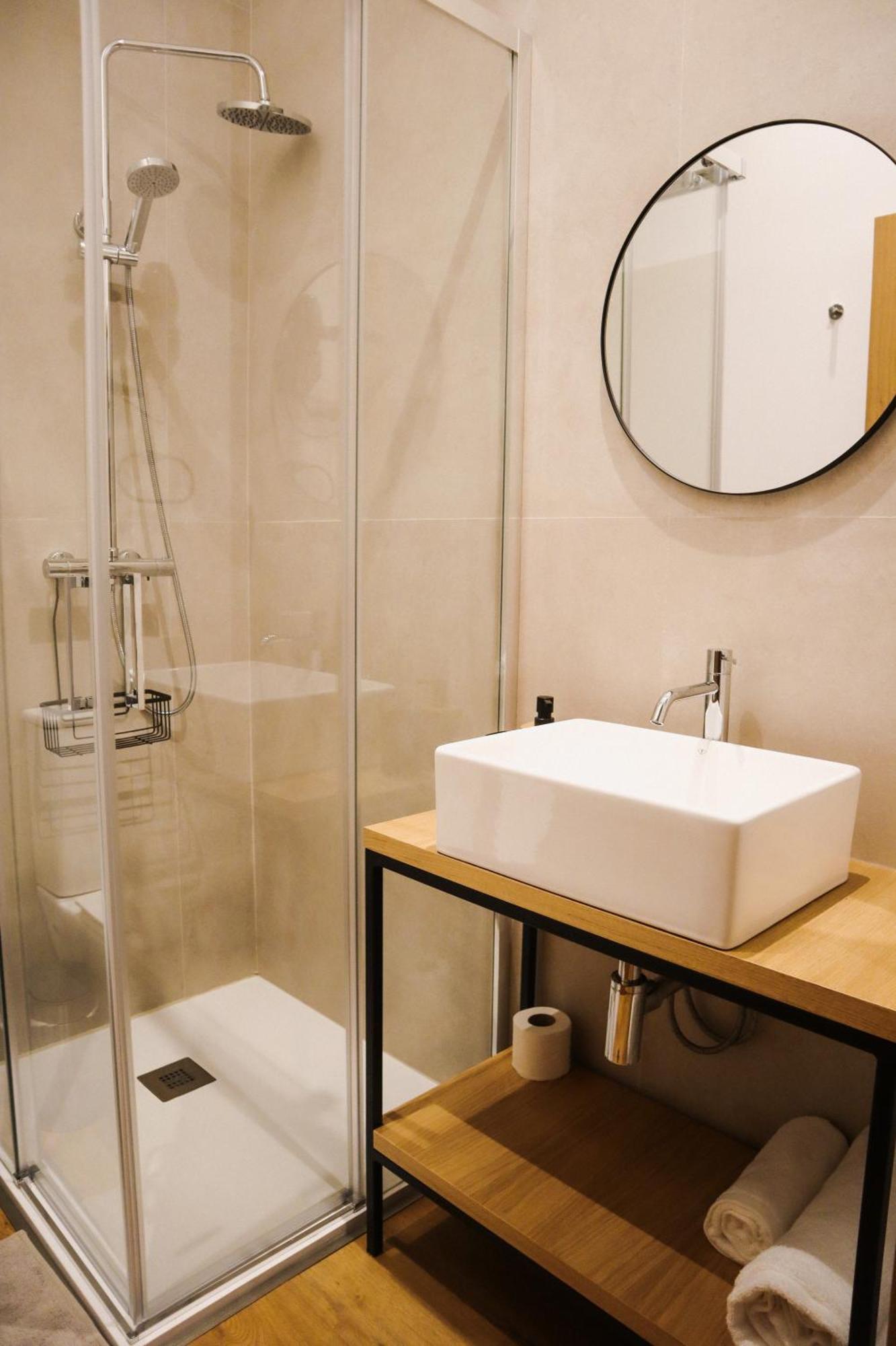 Pate'O Hostel & Suites Ovar Bagian luar foto