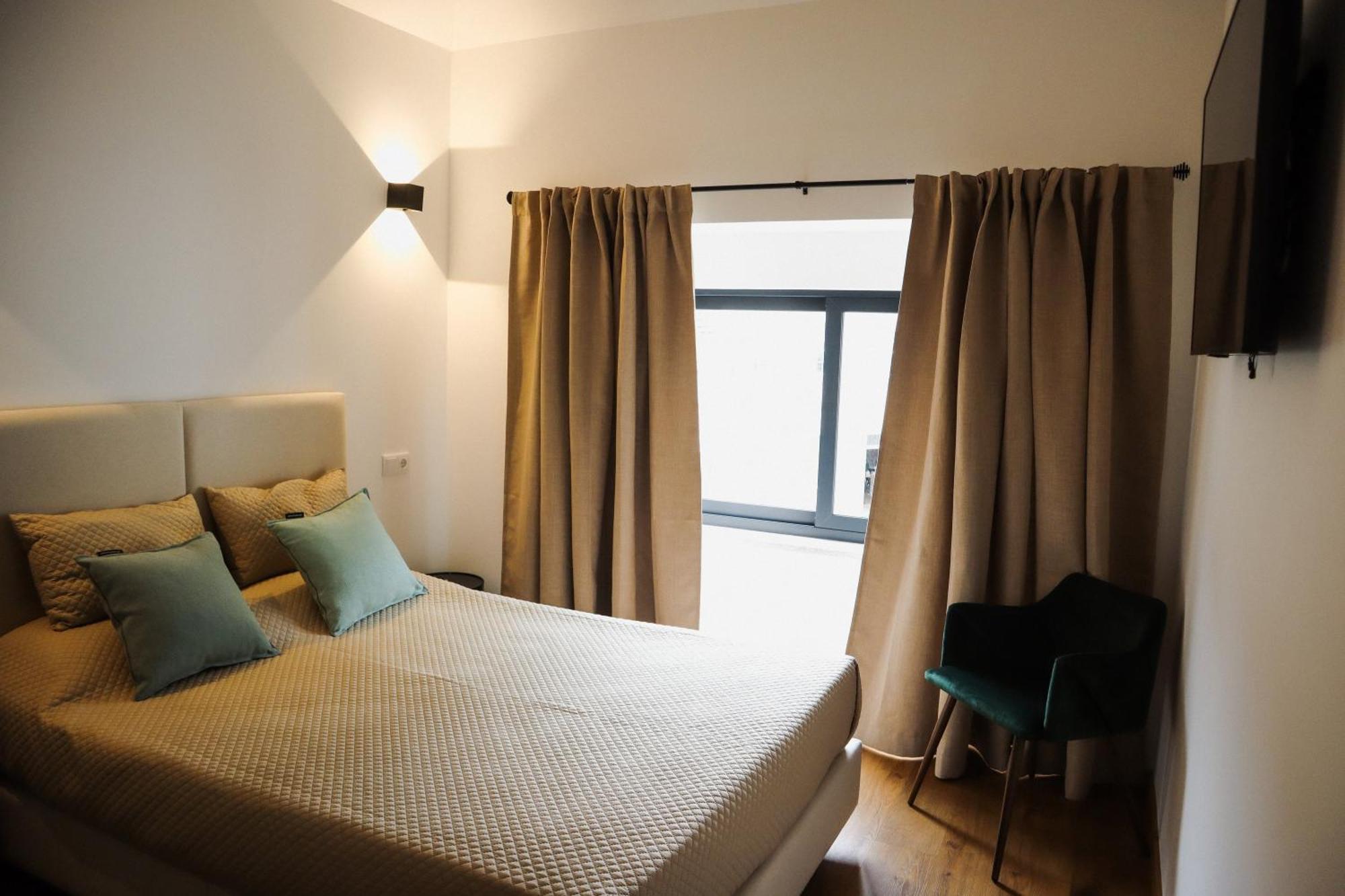 Pate'O Hostel & Suites Ovar Bagian luar foto
